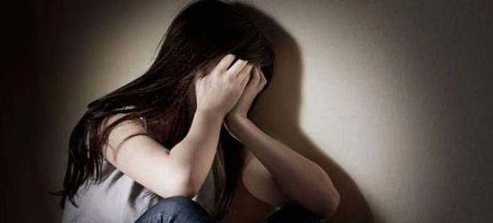 Φρίκη στη Θεσσαλονίκη: Βίαζαν ανήλικο κορίτσι εν γνώσει της μητέρας του – Έναντι αμοιβής